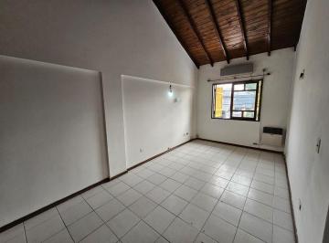 Departamento · 65m² · 3 Ambientes · Departamento Tres Ambientes en Alquiler Castelar