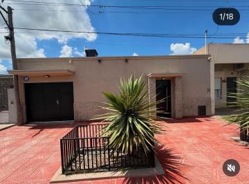 Casa de 4 ambientes, Chivilcoy · Casa a La Venta en Chivilcoy