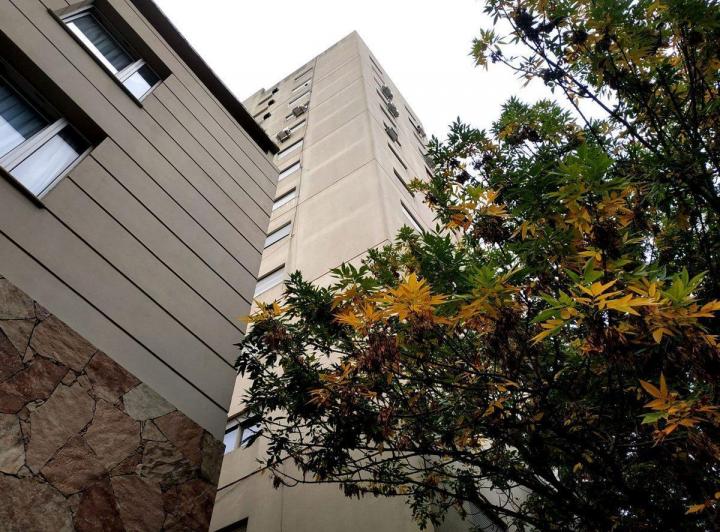 Venta 3 Ambientes Piso Alto Luminoso Vista Coghlan