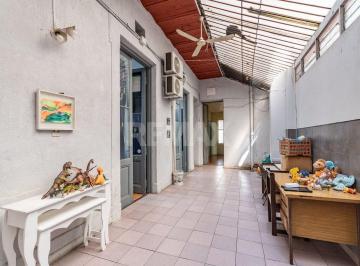 Departamento · 172m² · 5 Ambientes · Departamento 5 Ambientes a Refaccionar / Centro