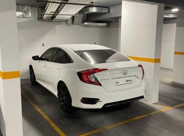 Garage · 15m² · Venta de Cochera Subsuelo en Av San Juan 2816