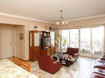 Departamento · 77m² · 3 Ambientes · 1 Cochera · Departamento 3 Ambientes Balcon Cochera Monserrat