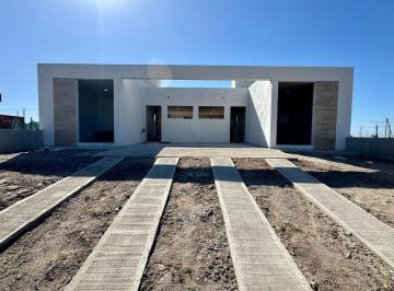 Casa · 110m² · 3 Ambientes · 1 Cochera · Venta Duplex Pb en Docta Central/entrega y Cuotas