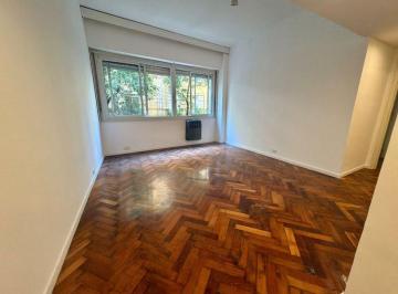 Departamento · 72m² · 3 Ambientes · Venta Depto 3 Amb Al Frente con Terraza Propia.