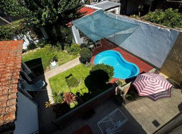 Casa · 147m² · 5 Ambientes · 1 Cochera · Venta Casa en Carapachay