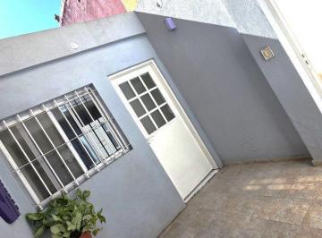 PH · 87m² · 4 Ambientes · P. H. 4 Amb, Patio/terraza. Parque Chacabuco