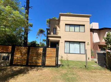 Casa · 117m² · 4 Ambientes · Casa Venta 4 Ambientes Pinamar