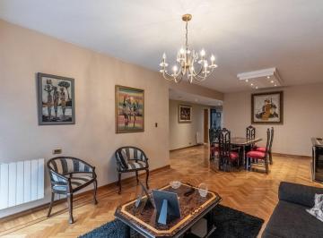 Departamento · 175m² · 5 Ambientes · 1 Cochera · Departamento 5 Amb Venta Barrio Norte Cochera Baul
