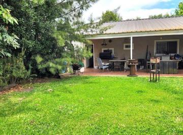 Casa · 55m² · 4 Ambientes · 2 Cocheras · Venta Casa Premoldeada Muy Buena Zona La Reja
