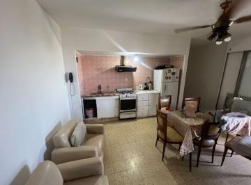 Departamento · 49m² · 3 Ambientes · Venta Departamento 3 Ambientes Parque Patricios