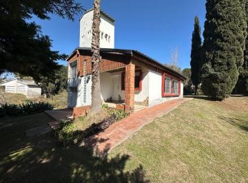 Casa · 140m² · 4 Ambientes · 1 Cochera · Venta Casa Oliveros - Gran Terreno - Cerca del Rio
