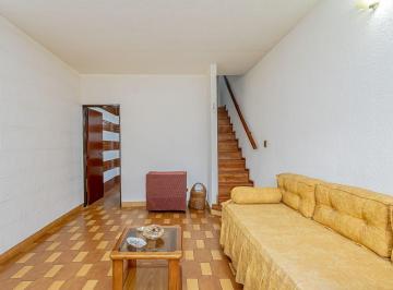 Casa · 86m² · 3 Ambientes · 1 Cochera · Venta Duplex 3 Amb Haedo Cochera Apto Credito