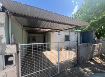 Casa · 75m² · 3 Ambientes · Casa en José Luro 1560