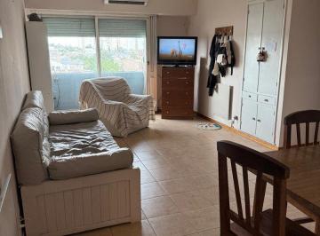 Departamento · 64m² · 3 Ambientes · Departamento Centrico 2 Dorm. con Balcon