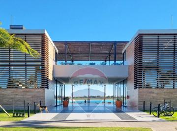Terreno · 2000m² · Lote Fte y Fdo Libre Terralagos Permuta Financia