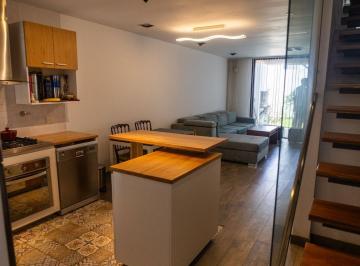 Casa · 178m² · 5 Ambientes · 1 Cochera · Venta Triplex 5 Amb con Pileta en Florida