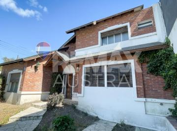 Casa · 220m² · 7 Ambientes · Casa en Bº Roca - Comodoro Rivadavia