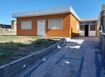 Casa · 158m² · 4 Ambientes · 1 Cochera · Venta Casa 3 Dorm. Piedras Blancas