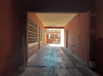 PH · 47m² · 2 Ambientes · 1 Cochera · PH 2 Amb. a Reciclar en Venta en Temperley S/exp.