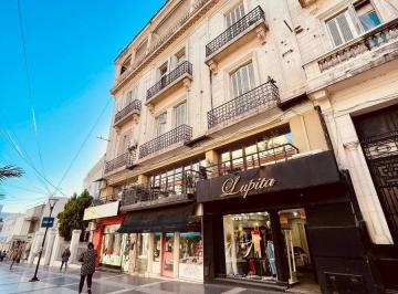 Local comercial · 56m² · Se Alquila Local de 59 m² en La Peatonal de Paraná