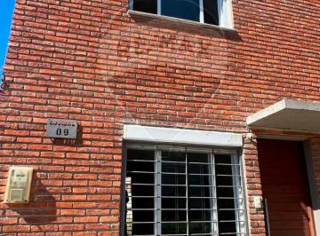 Casa · 55m² · 4 Ambientes · Vivienda de Dos Dorm..