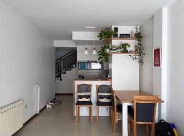 Departamento · 46m² · 2 Ambientes · Venta Depto Dúplex 2 Amb Luminoso Villa del Parque