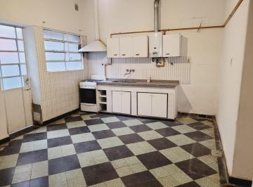 Casa · 96m² · 2 Dormitorios · Casa