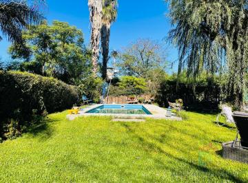 Casa · 107m² · 3 Ambientes · 1 Cochera · Casa - Loma Verde