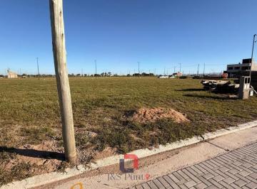 Terreno · 250m² · Lote en Abras de Manantiales