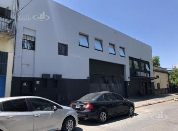 Depósito · 2250m² · 1 Cochera · Depósito - Paternal