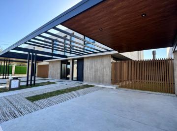 Casa de 6 ambientes, Córdoba · Dúplex Categoria en Housing Anatolia Chacras Green