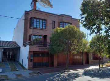 Casa · 424m² · Oportunidad de Invercion! Cas en Venta!