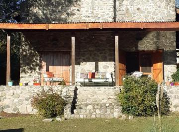 Edificio · 450m² · 7 Cocheras · Cabañas en Venta - 5 Ufs - Córdoba
