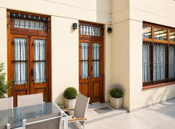 Casa de 6 ambientes, Vicente López · Excelente Casa Lista Para Mudarse con 2 Accesos Independientes y Gran Potencial