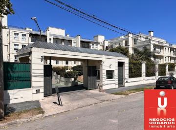 Departamento de 4 ambientes, Córdoba · Venta Bº Privado Housing Sureño 1 Dor Balcón con Asador y Cochera