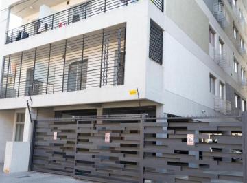 Departamento de 3 ambientes, Tres de Febrero · Alquiler – Departamento 3 Ambientes en Caseros