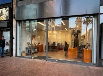 Local comercial · 55m² · Alquiler Local Comercial U Oficina en Ciudad Vieja