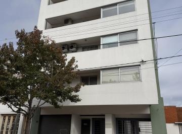 Departamento · 36m² · 2 Ambientes · 1 Cochera · Departamento en La Plata