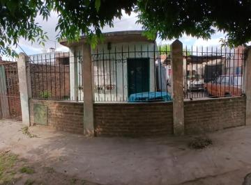 Casa · 90m² · 4 Ambientes · 1 Cochera · Casa en Venta
