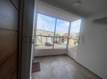 Departamento · 353m² · Exclusiva Propiedad en Piñeyro: Amplitud y Potencial Sobre Charlone 895