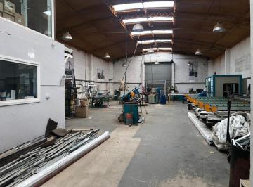 Bodega-Galpón · 1100m² · Galpon / Deposito en Venta en Los Cardales - E. de La Cruz