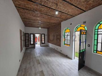 Casa · 120m² · 5 Ambientes · 1 Cochera · Venta Casa a Estrenar 5amb con Patio y Terraza - Ciudadela