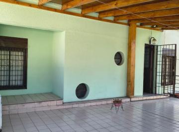 Casa de 7 ambientes, Ciudad de Mendoza · Amplia Casa en Cuarta Seccion Este