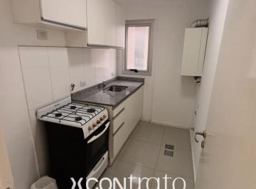 Departamento · 45m² · 1 Dormitorio · Dpto. 1 Dorm. Amplio Piso Alto! San Luis Al 100 Bº Nva Cordoba Pocas Cuadras de Patio Olmos