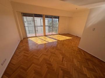 Departamento · 86m² · 3 Ambientes · 1 Cochera · Alquiler Departamento Tres Ambientes con Dependencia y Cochera en Palermo