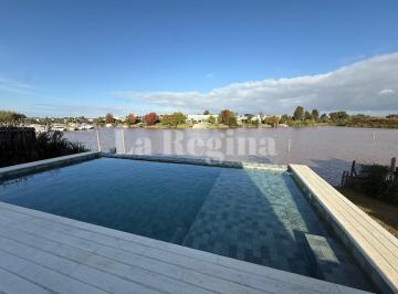 Casa · 261m² · 5 Ambientes · 1 Cochera · Casa en Venta en Canal Barrio Nautico, Villanueva, Tigre