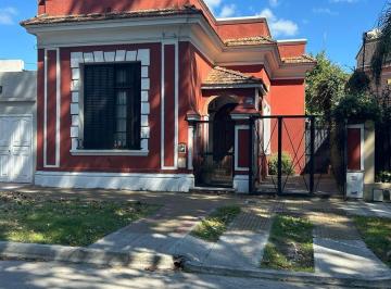Casa · 5 Ambientes · 1 Cochera · Casa - Lomas de Zamora Oeste