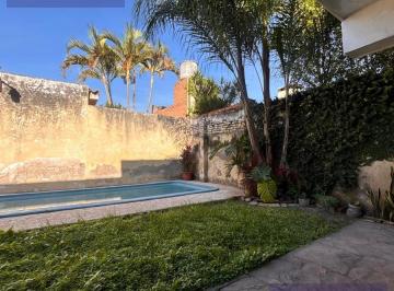 Casa · 320m² · 5 Ambientes · 2 Cocheras · Casa en Venta - Juramento 700