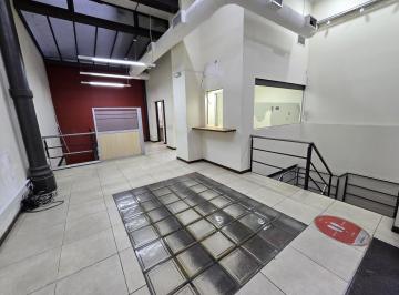 Oficina comercial · 120m² · 3 Ambientes · Oficina Entrada Independiente Pasaje La Piedad