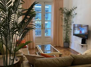 Casa · 100m² · 5 Ambientes · Casa en Alquiler - 3 Dorm. 3 Baños - Retiro